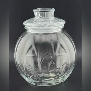 Libbey Pumpkin jar with sealed lid. Glass 6.75” jar